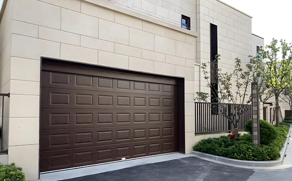 东城街道车库门