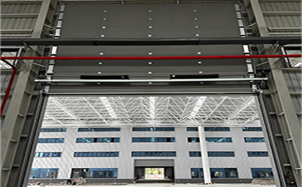 东城街道工业提升门