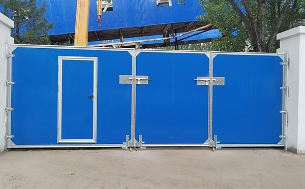 东城街道工业平开门