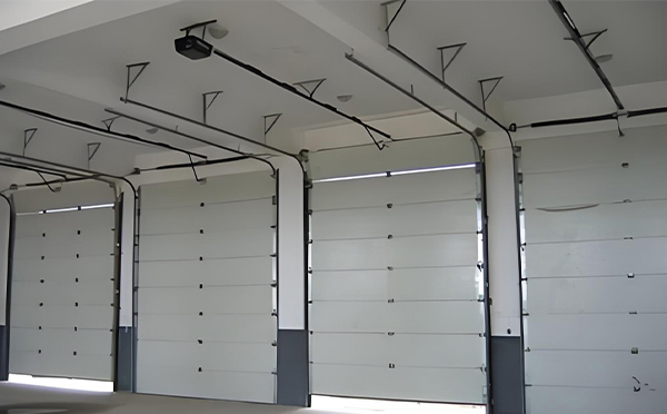 东城街道五一佳节|百安科技安全守护，服务不打烊