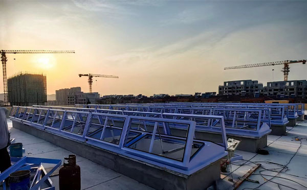 消防东城街道排烟窗工作原理