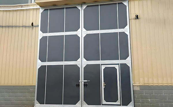 厂房东城街道工业门选择与维护全解析：提升效率与安全的关键要素