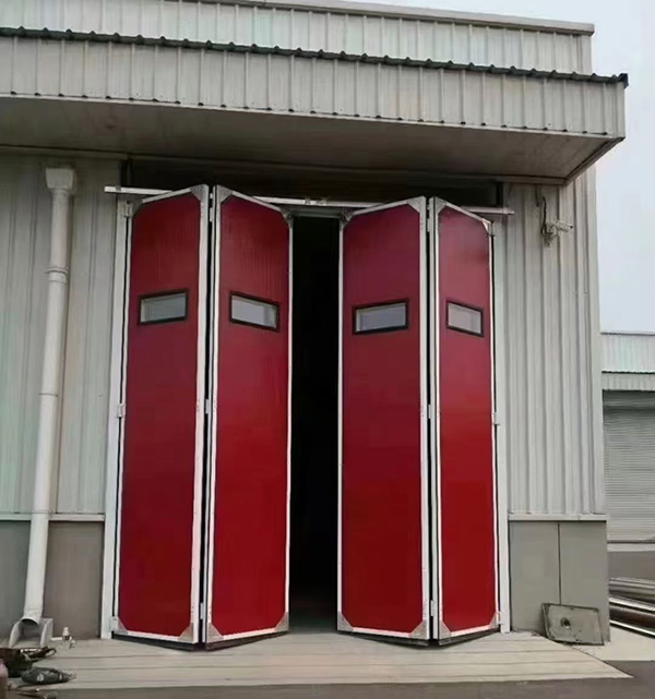 东城街道工业折叠门在大型装配车间出入口的应用实例